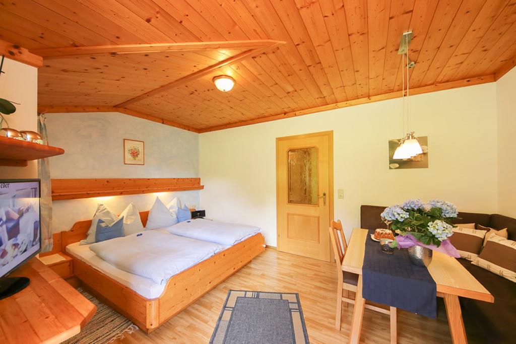 Haus Breithornblick Apartment Maria Alm am Steinernen Meer Exterior photo